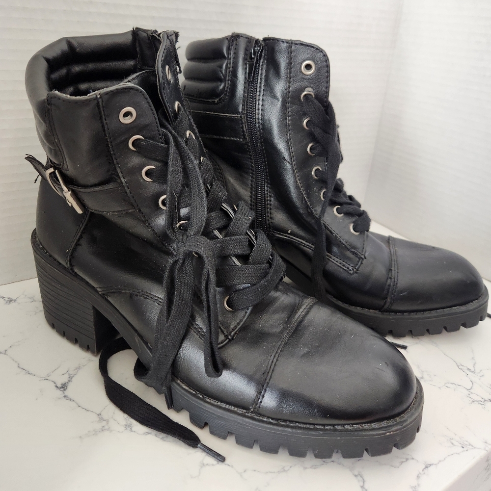 Madden NYC Women's Combat Boots Black 8M